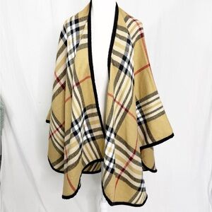 V. FRAAS Plaid Cape Shawl, One Size, Tan Black